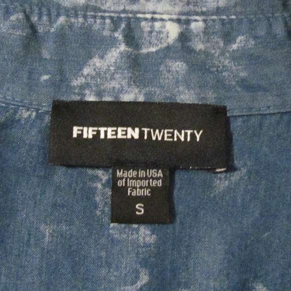 Fifteen Twenty Women's Tencel Denim Distressed Shirt Raw Hem Size medium - Picture 5 of 5